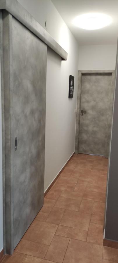 Ikon Apartman Хайдусобосло Экстерьер фото