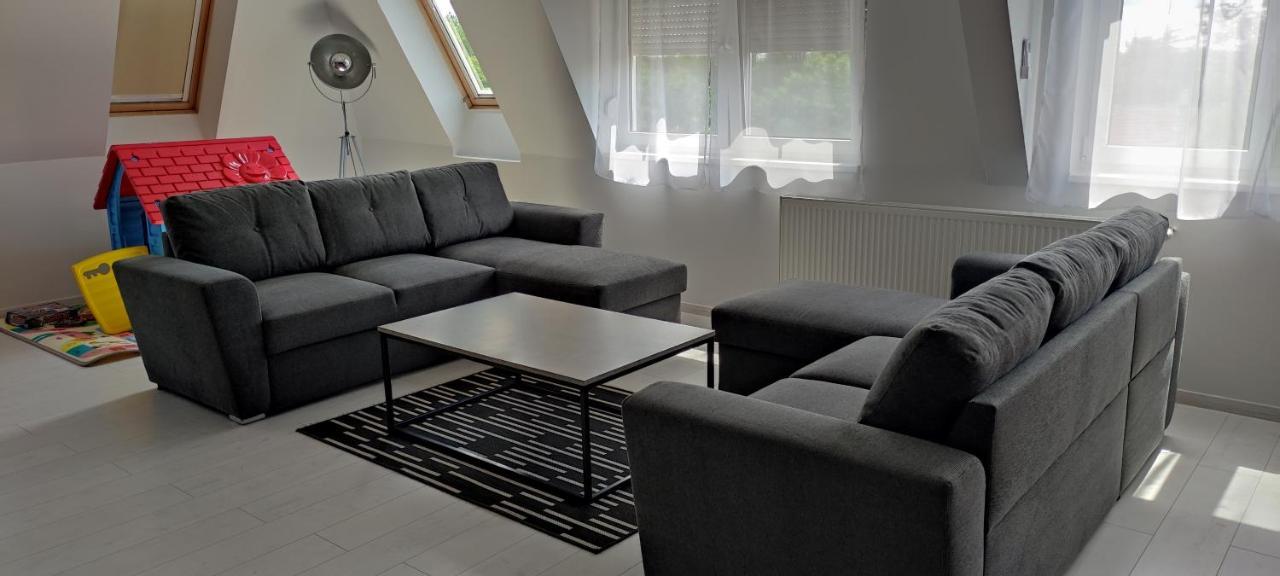 Ikon Apartman Хайдусобосло Экстерьер фото