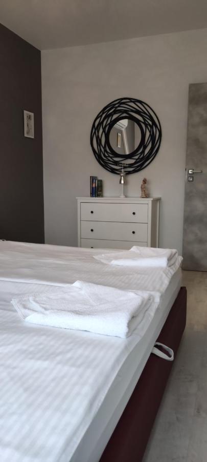 Ikon Apartman Хайдусобосло Экстерьер фото